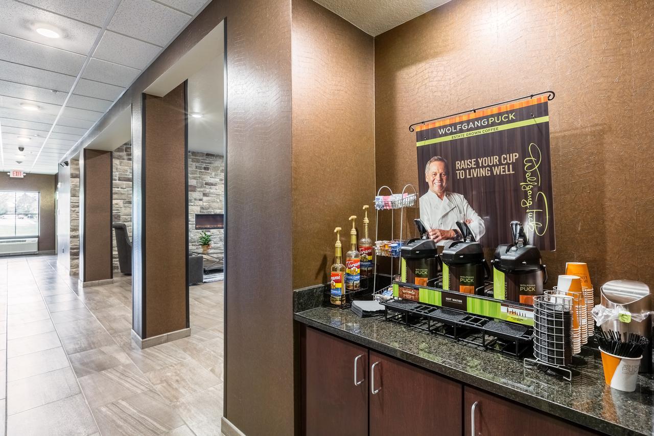 Cobblestone Hotel & Suites Hartford Dış mekan fotoğraf