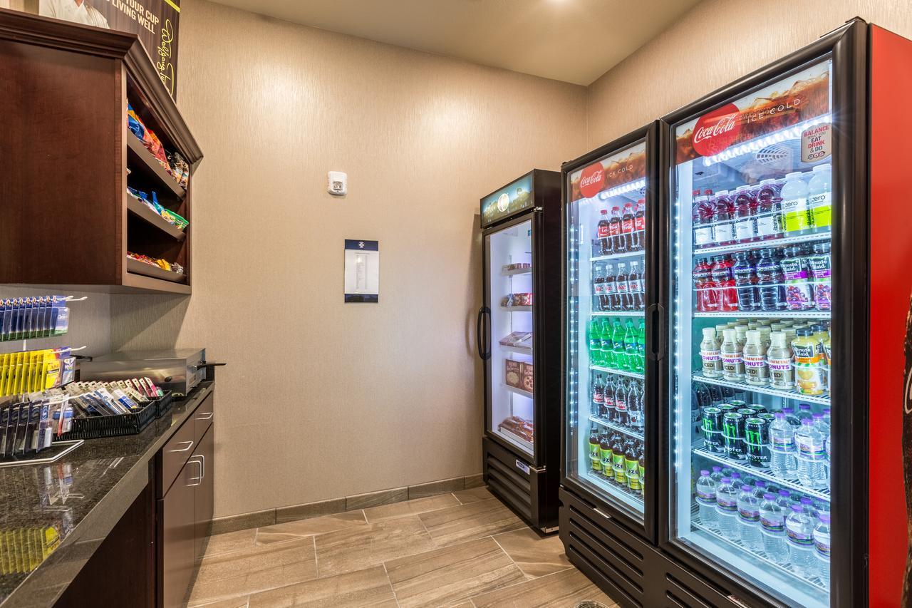 Cobblestone Hotel & Suites Hartford Dış mekan fotoğraf