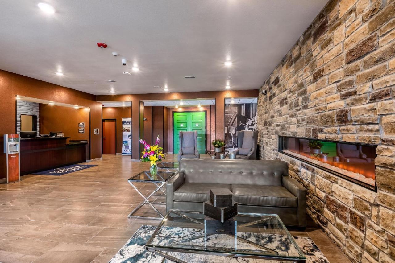 Cobblestone Hotel & Suites Hartford Dış mekan fotoğraf