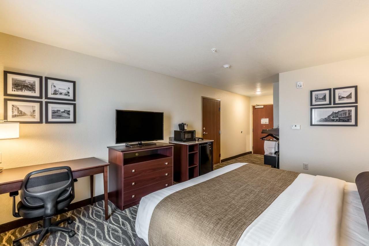 Cobblestone Hotel & Suites Hartford Dış mekan fotoğraf